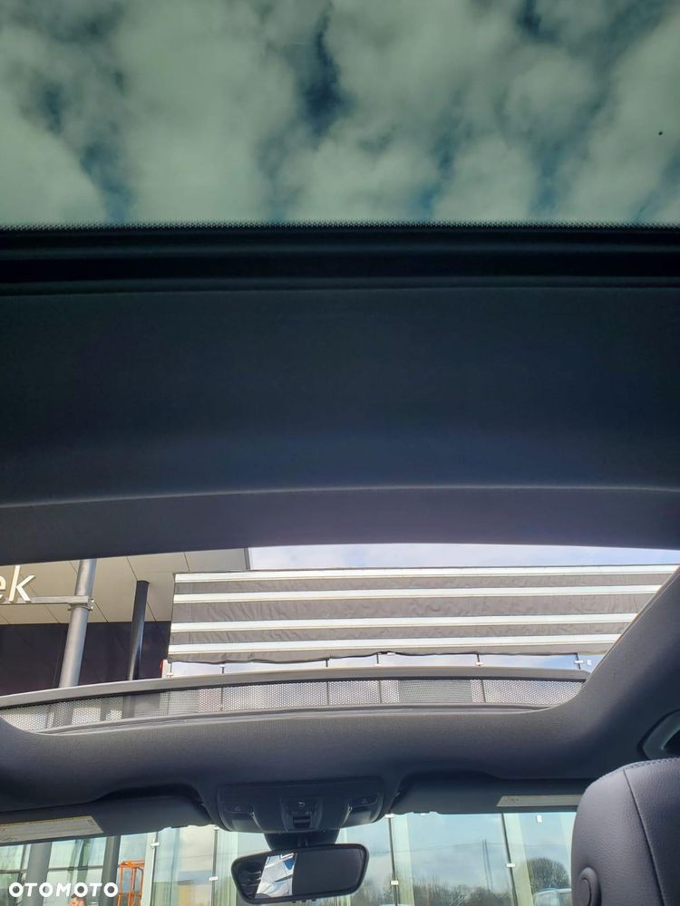 Mercedes-Benz GLA 250 4Matic 7G-DCT AMG Line - 23