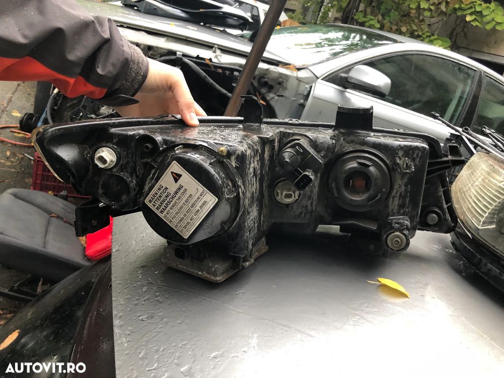 Far stanga/Far dreapta xenon Honda Accord 7 Europa faruri - 14