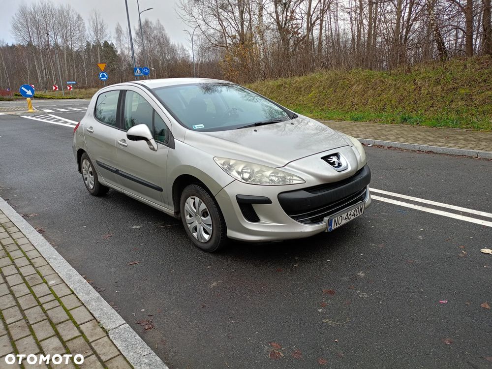 Peugeot 308 - 1