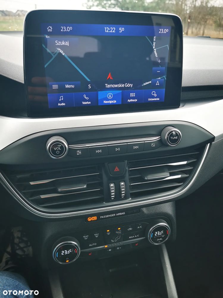 Ford Focus 1.5 EcoBlue STart-Stopp-System TITANIUM - 11