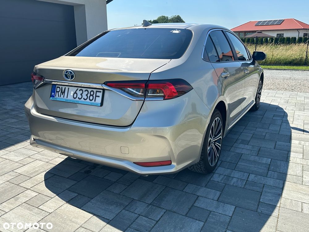 Toyota Corolla 1.8 Hybrid Executive - 11