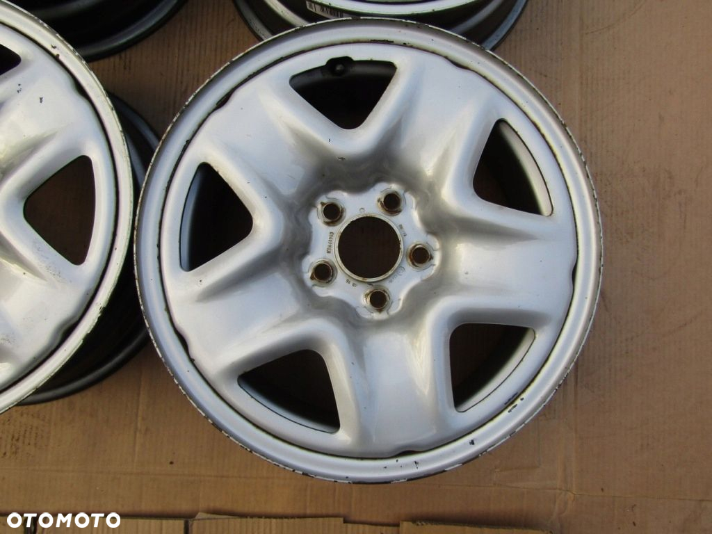 4x Felgi 17 Kia Sportage II IV Hyundai Tucson ix35 7j 5x114,3 ET50 - 8