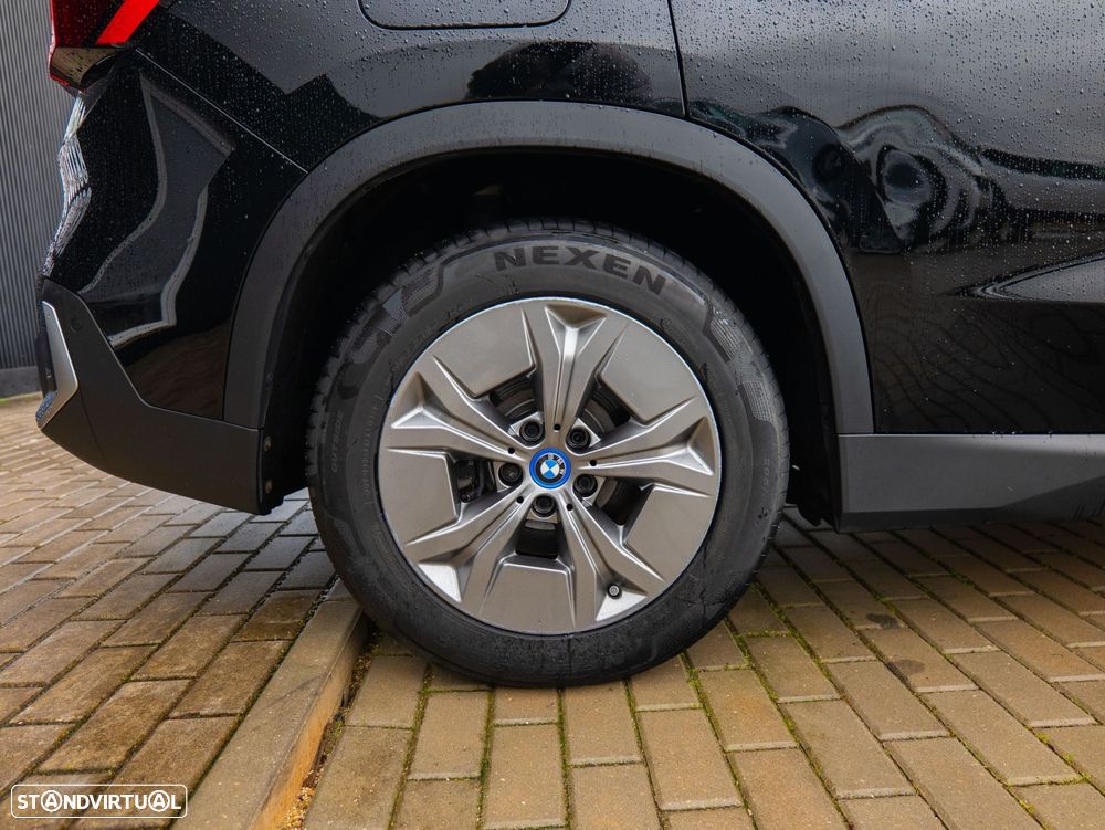 BMW iX1 xDrive30 - 33