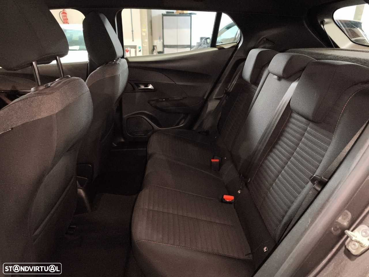 Peugeot 2008 1.2 PureTech Active Pack - 10