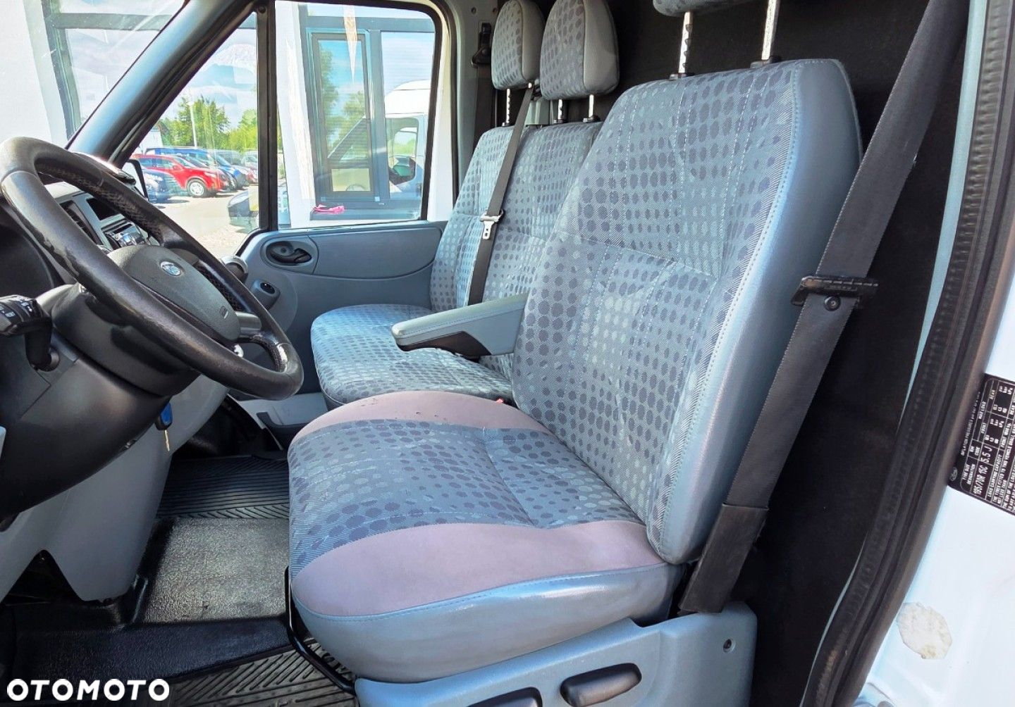 Ford Transit - 25