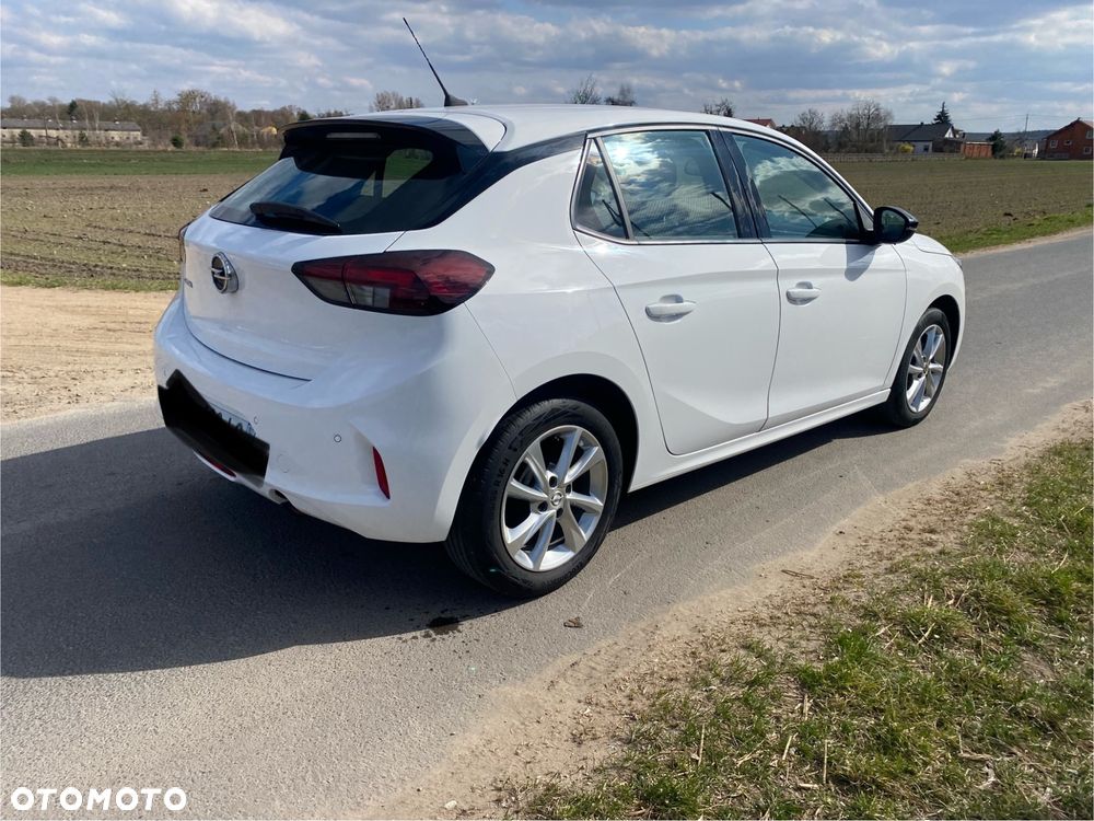 Opel Corsa ver-220-bluetec-d-amg-line - 4