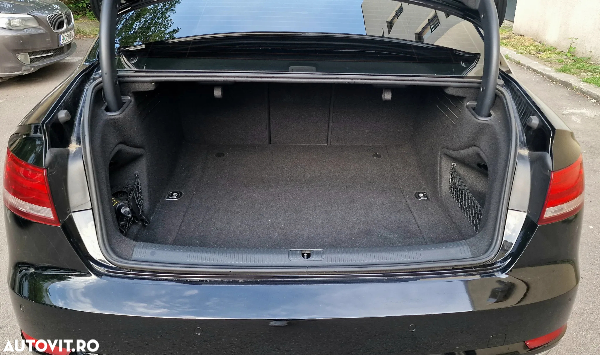 Audi A4 2.0 TDI S tronic - 9