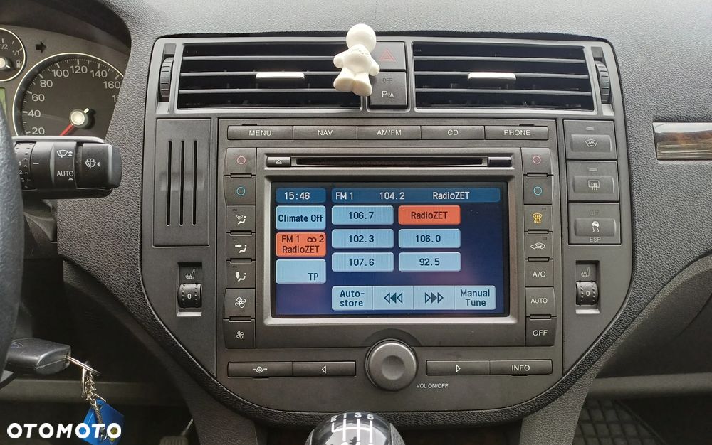 Ford Focus C-Max 2.0 TDCi DPF Ghia - 11