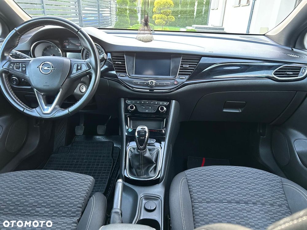 Opel Astra 1.4 T Dynamic S&S - 15