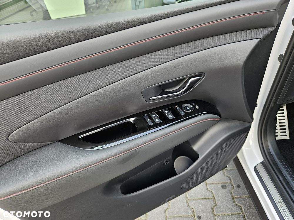 Hyundai Tucson 1.6 T-GDi N-Line 2WD - 19