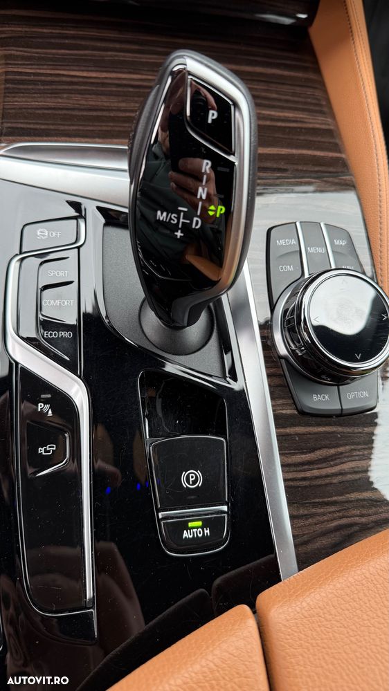 BMW Seria 5 540i xDrive AT MHEV - 12
