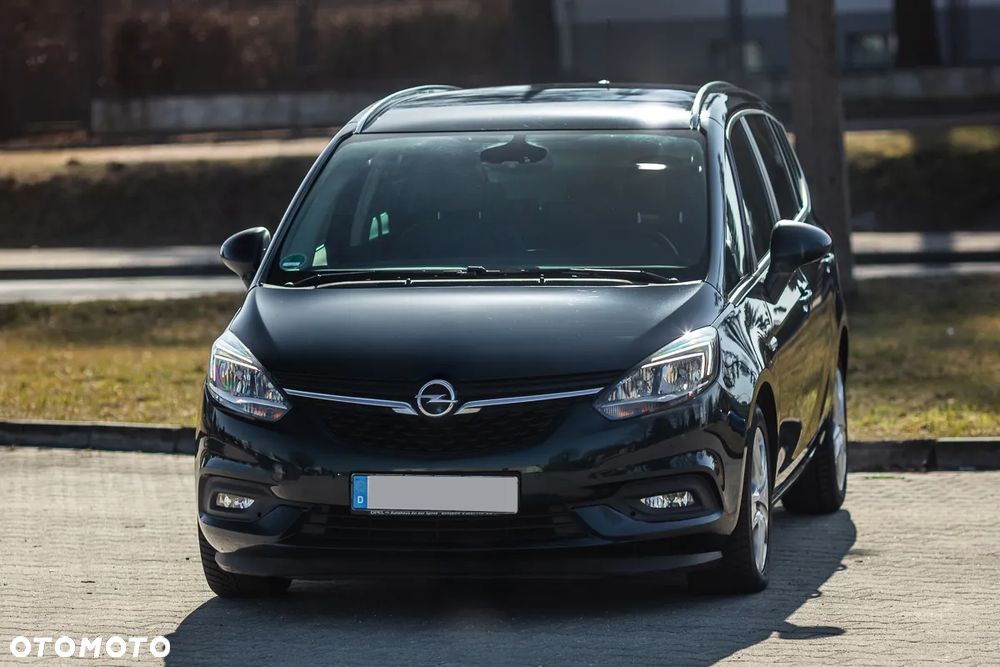 Opel Zafira 2.0 CDTI Cosmo - 2