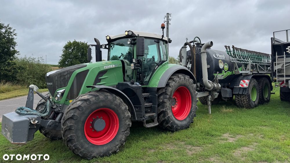 Fendt 826 - 13