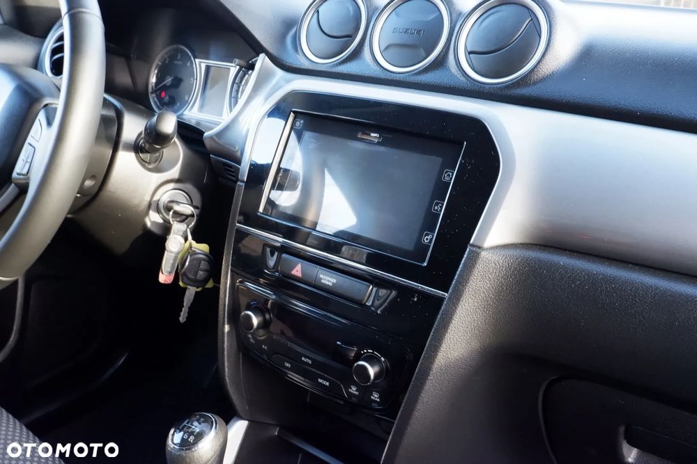 Suzuki Vitara 1.6 DDiS (4x4) Allgrip Comfort - 6