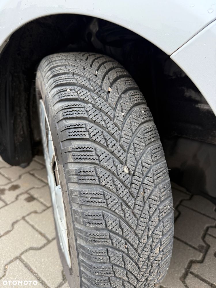 Toyota Yaris 1.0 Active - 22