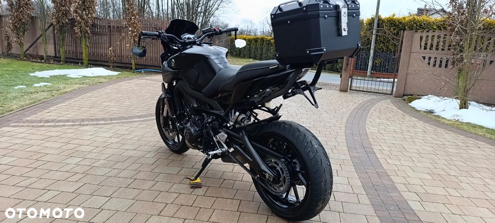 Yamaha MT - 6