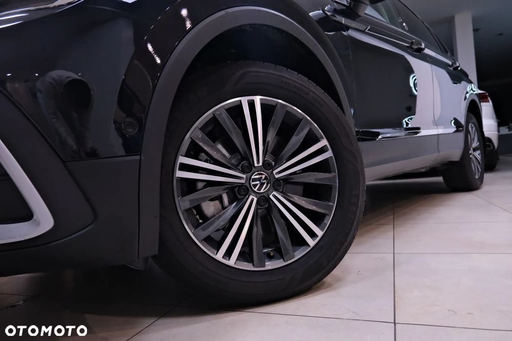Volkswagen Tiguan - 21