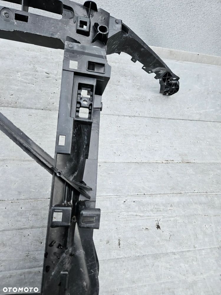 Octavia III pas belka absorber 5E0805588D - 5