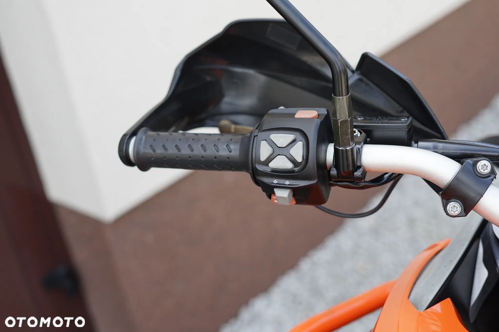 KTM Adventure - 18