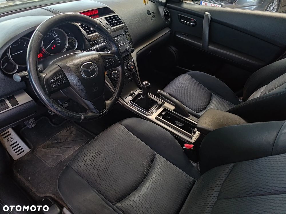 Mazda 6 2.0 Exclusive + - 4