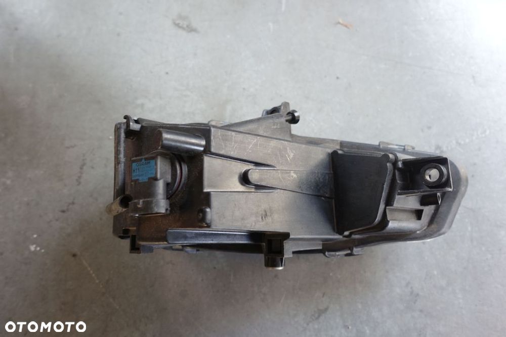 HALOGEN LEWY MERCEDES ACTROS A960 - 2