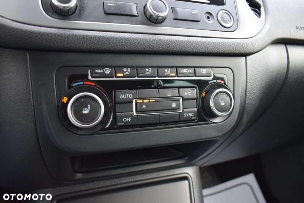 Volkswagen Tiguan - 35