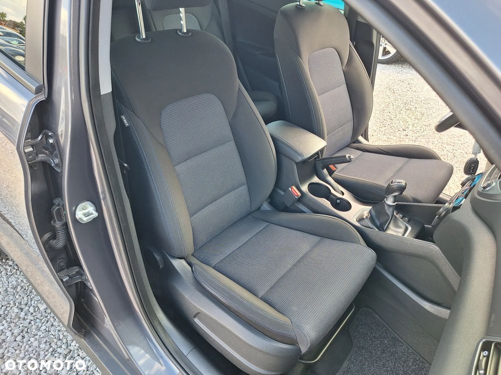 Hyundai Tucson blue 1.6 GDi 2WD Passion - 30