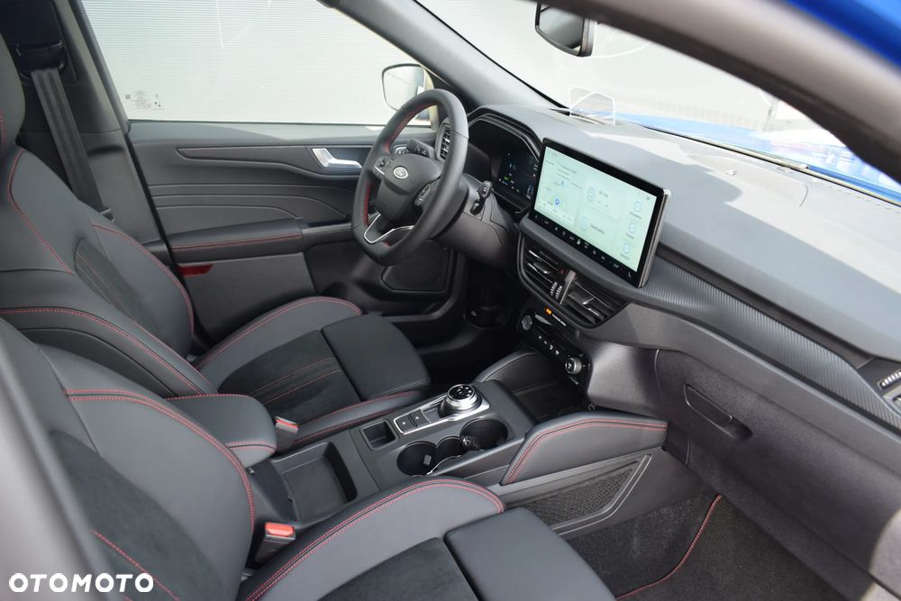 Ford Kuga 1.5 EcoBoost FWD ST-Line X - 16