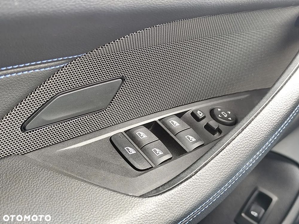 BMW i4 80.7kWh eDrive 35 M Sport - 21