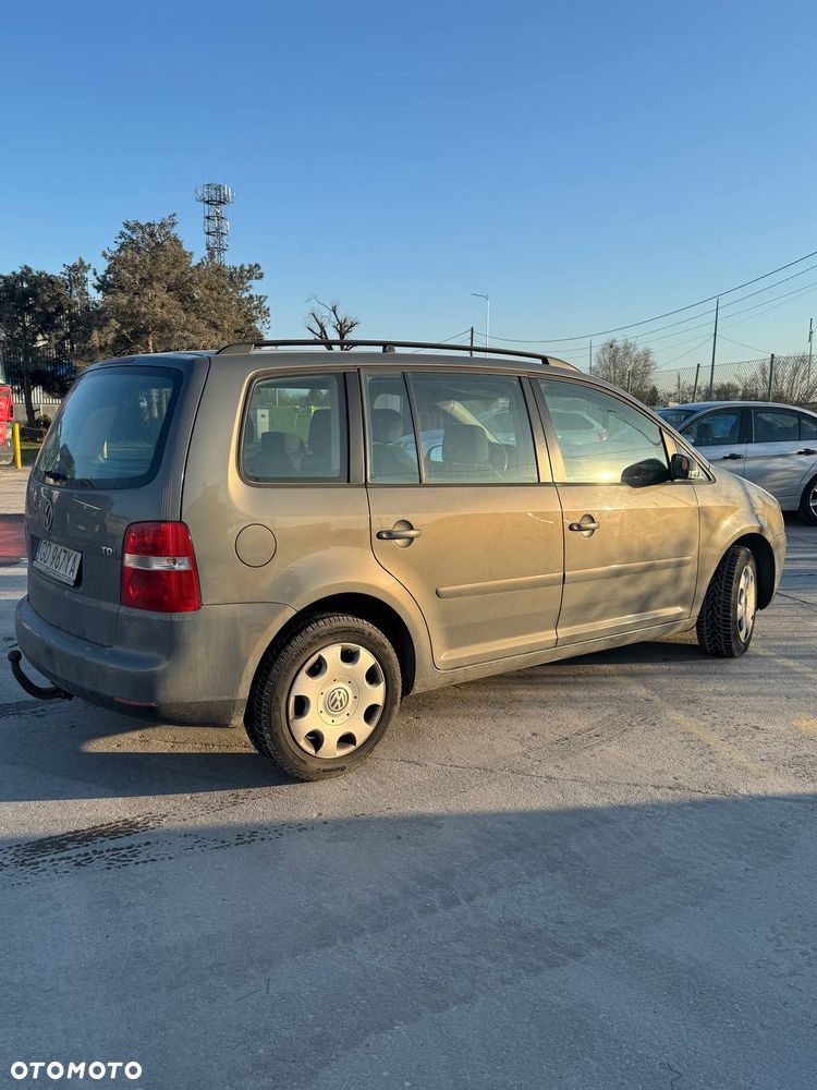 Volkswagen Touran 1.9 TDI Basis - 3
