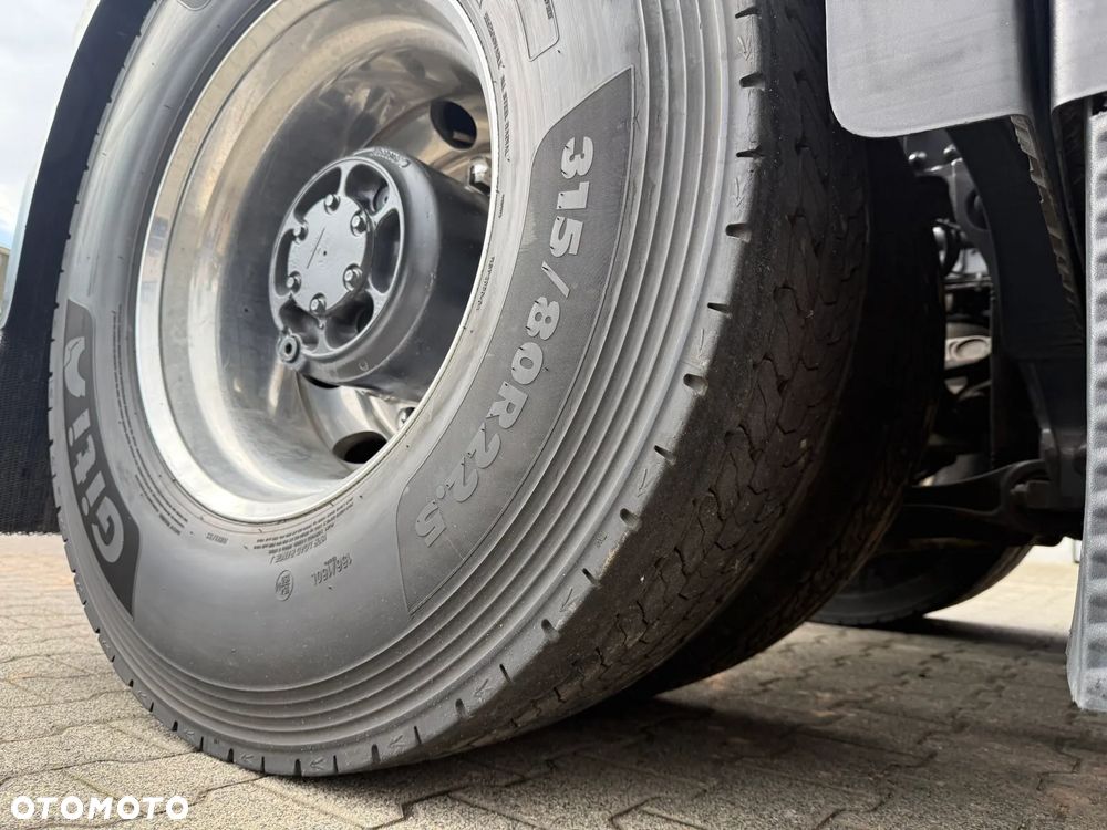 Volvo FH16 650 6x4 EURO6 CIĄGNIK SIODŁOWY Z HYDRAULIKĄ - 28