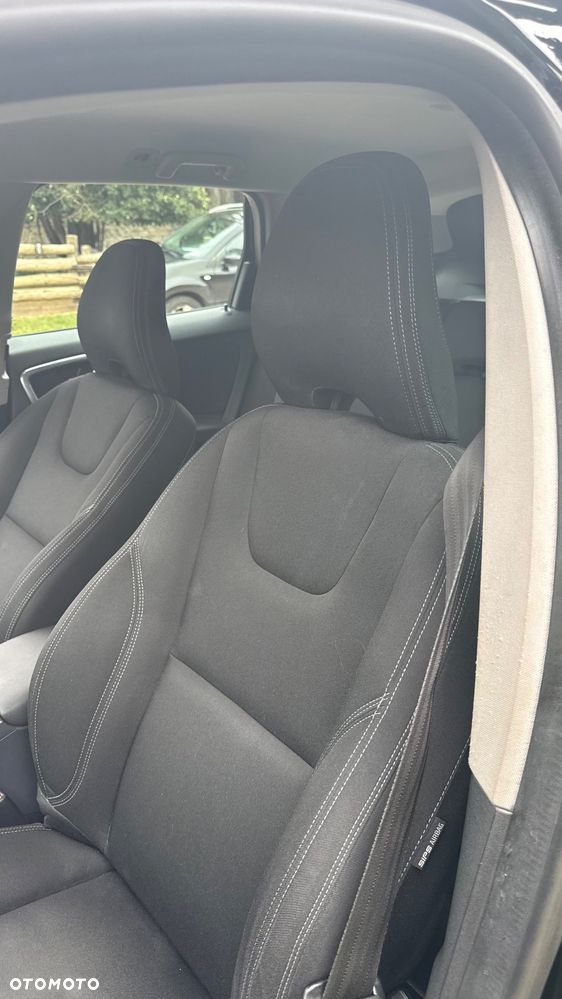 Volvo XC 60 - 22