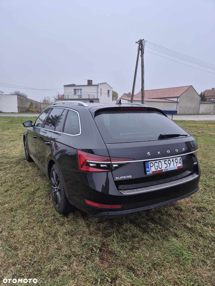 Skoda Superb 2.0 TDI SCR 4x4 Style DSG - 4