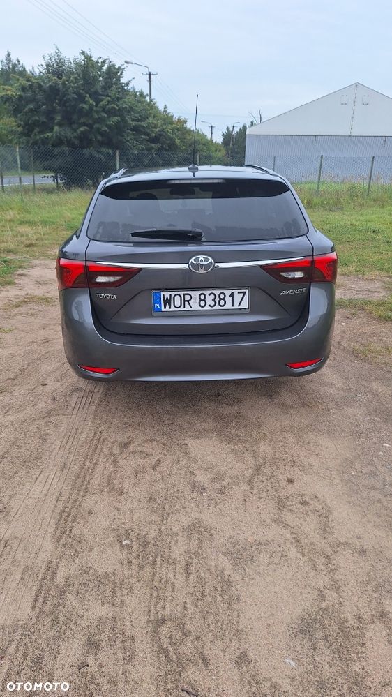 Toyota Avensis - 3