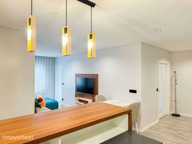 Apartamento T1 à venda na Rua 19 de Agosto - Grande imagem: 4/12
