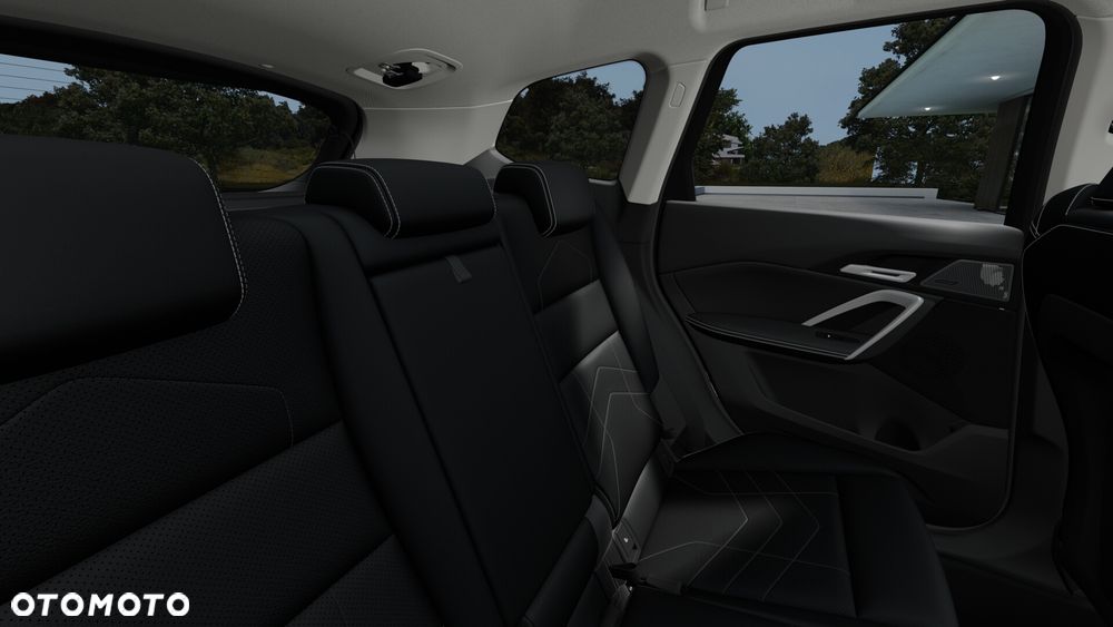 BMW X1 xDrive23i xLine - 14