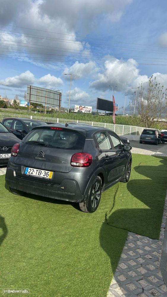 Citroën C3 1.2 PureTech Feel - 1