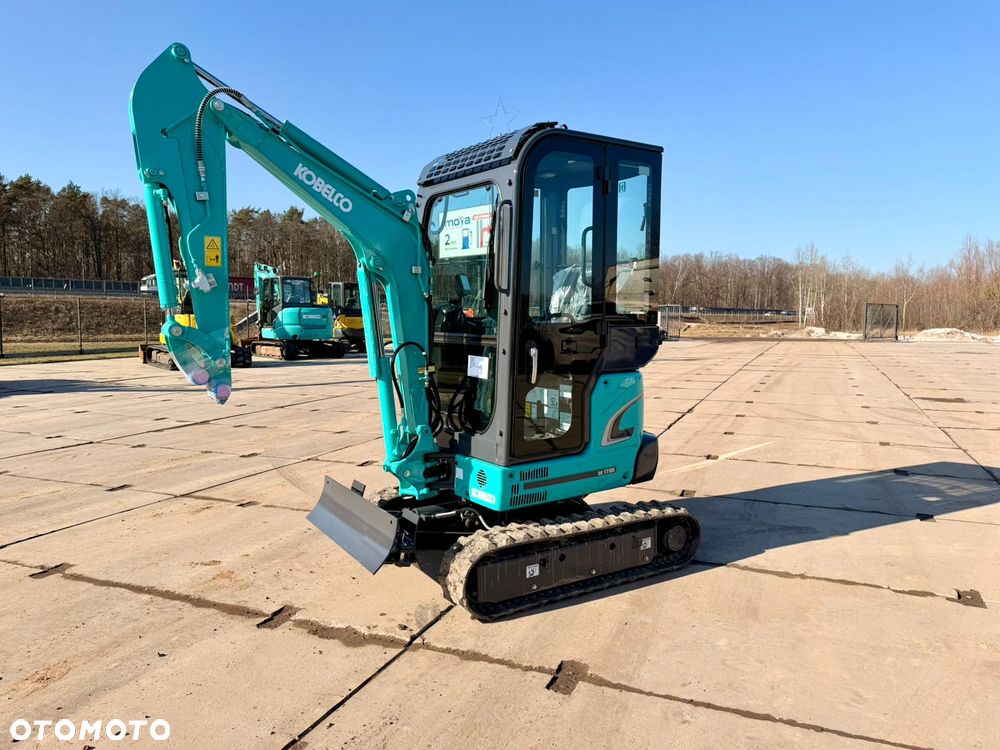 Kobelco SK17SR-3E - 12