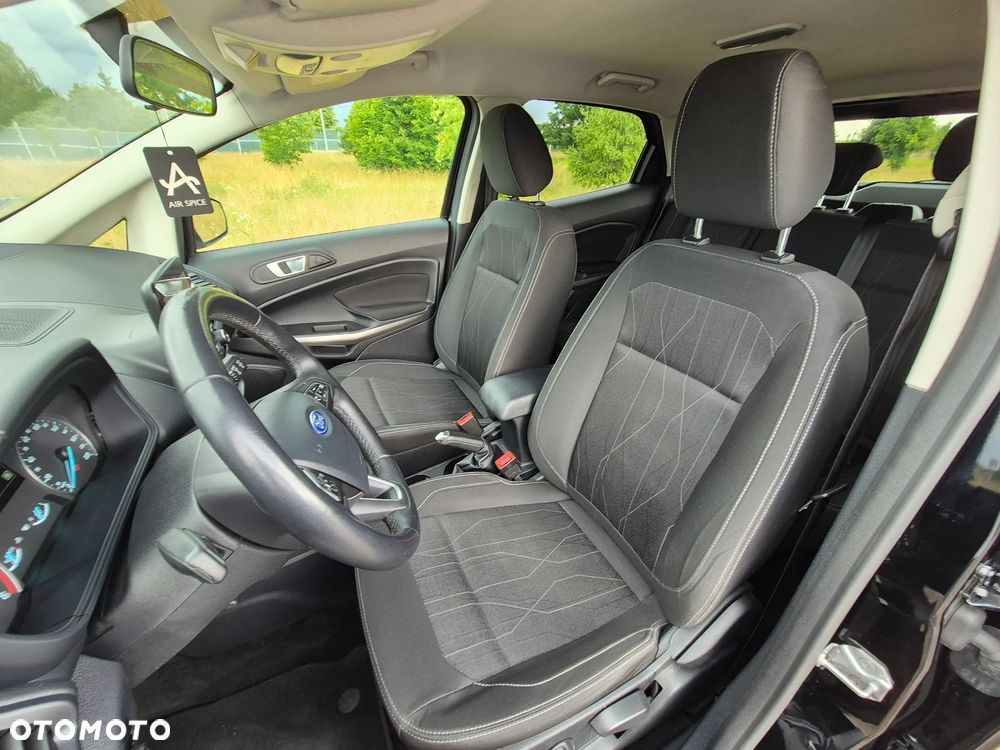 Ford EcoSport - 24