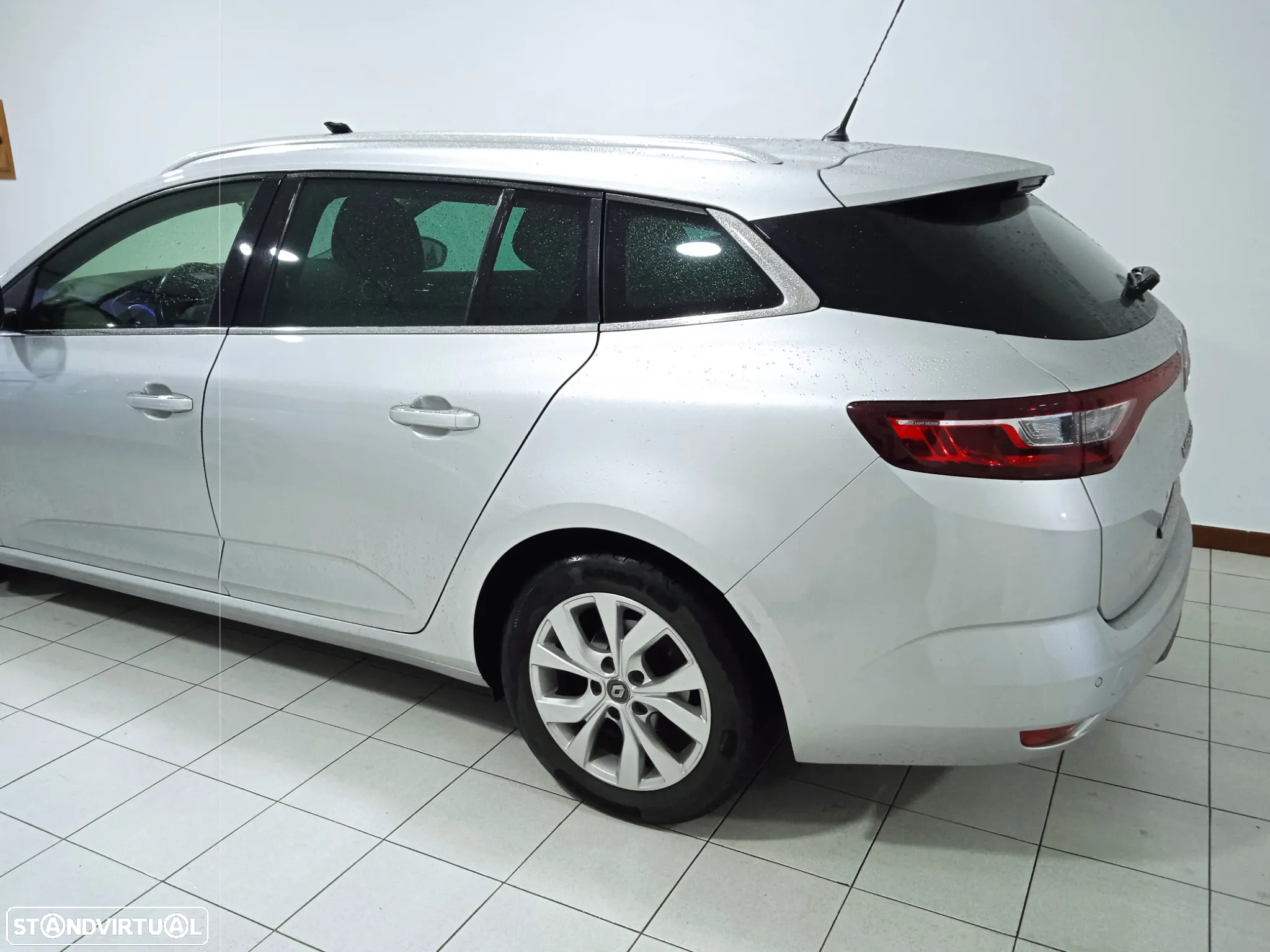 Renault Mégane Sport Tourer 1.5 Blue dCi Limited - 4