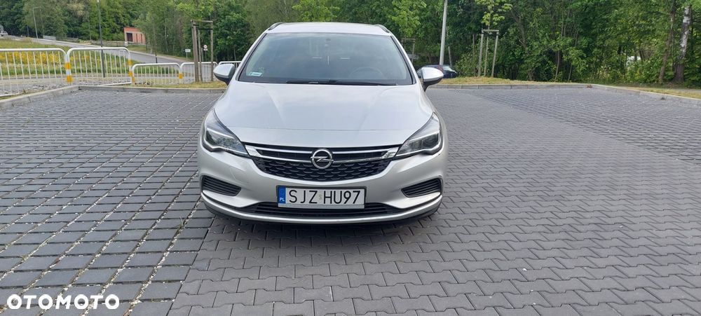 Opel Astra 1.4 T Enjoy - 9