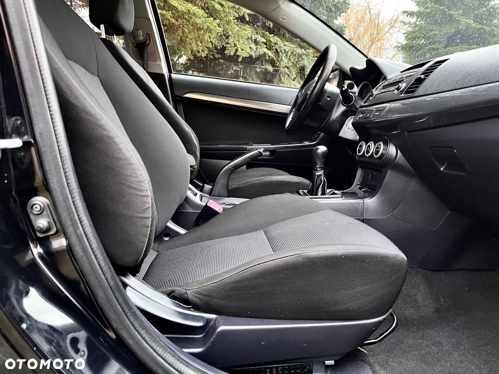 Mitsubishi Lancer 1.8 Instyle - 12