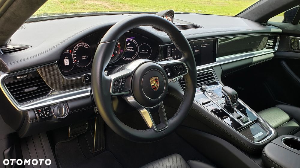 Porsche Panamera - 23