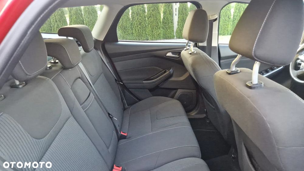 Ford Focus 1.6 TDCi DPF Titanium - 19