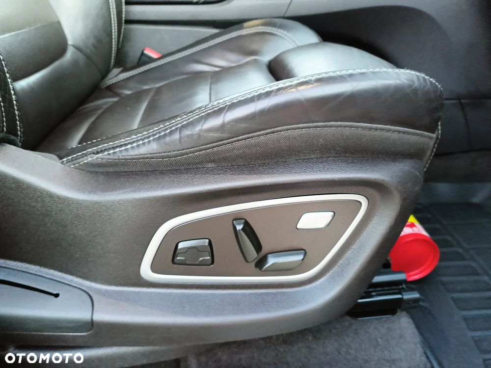 Renault Espace 1.6 dCi Energy SL Techno EDC 7 os - 26