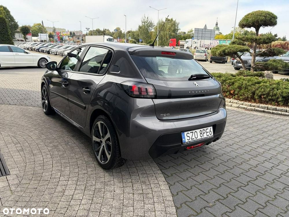 Peugeot 208 - 4
