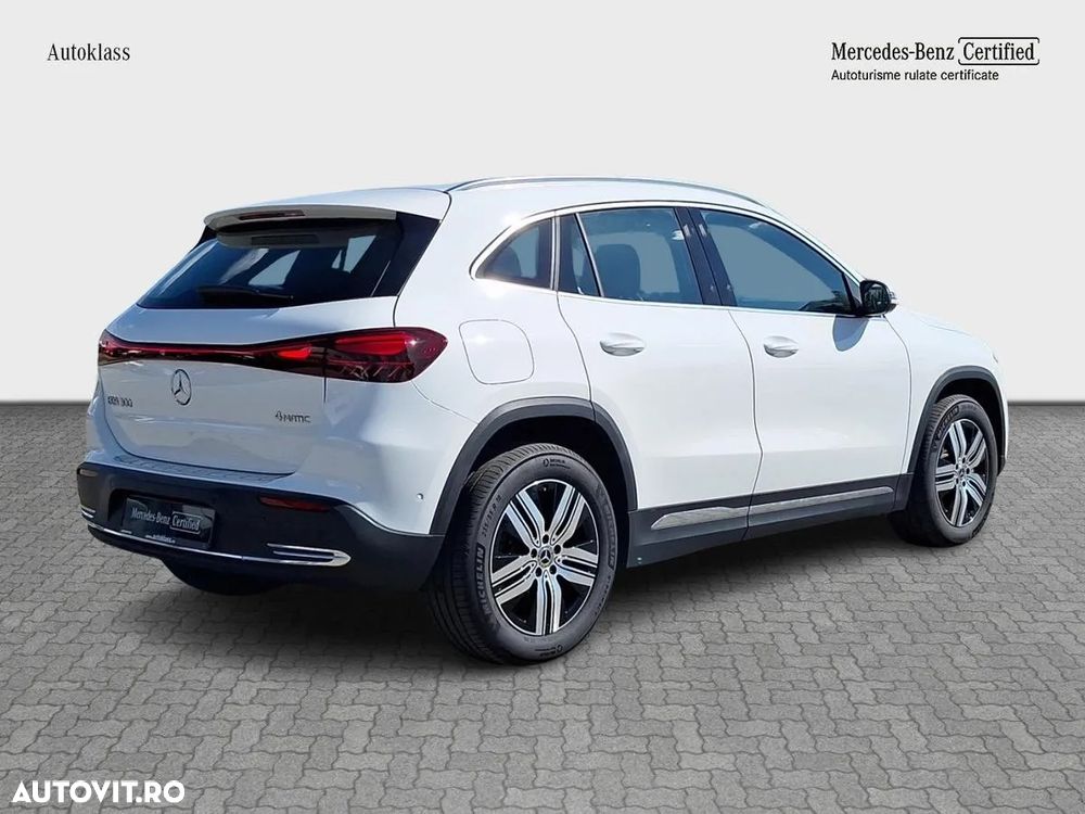 Mercedes-Benz EQA 300 4MATIC - 7