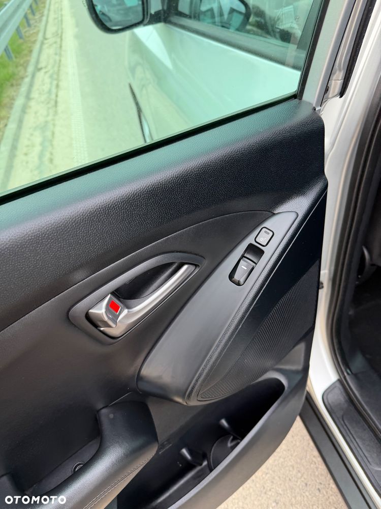 Hyundai ix35 2.0 2WD Automatik Trend - 32