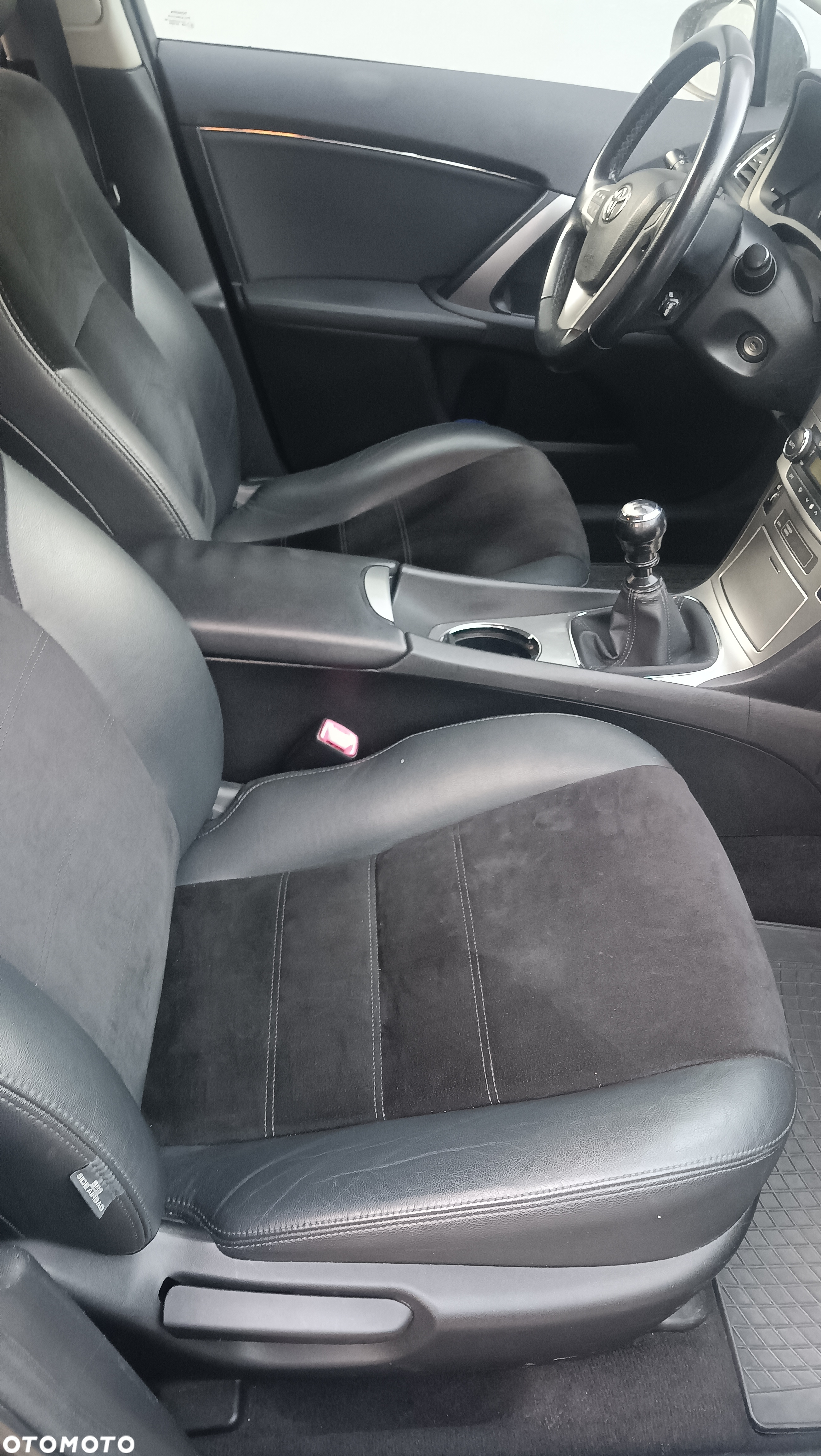 Toyota Avensis - 3