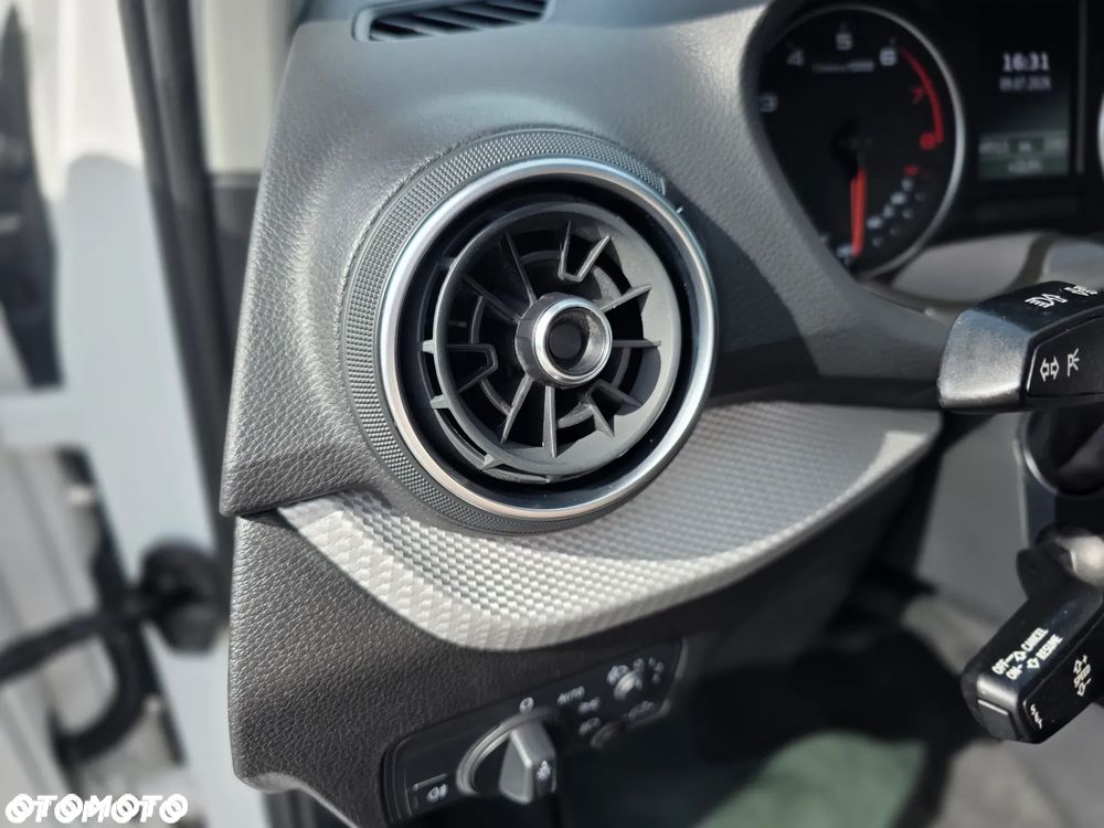 Audi Q2 30 TFSI Sport - 15